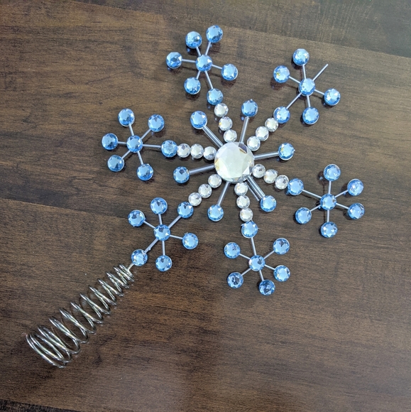 ❗ SOLD ❗Bling Rhinestone Snowflake Tree Topper - Picture 1 of 6